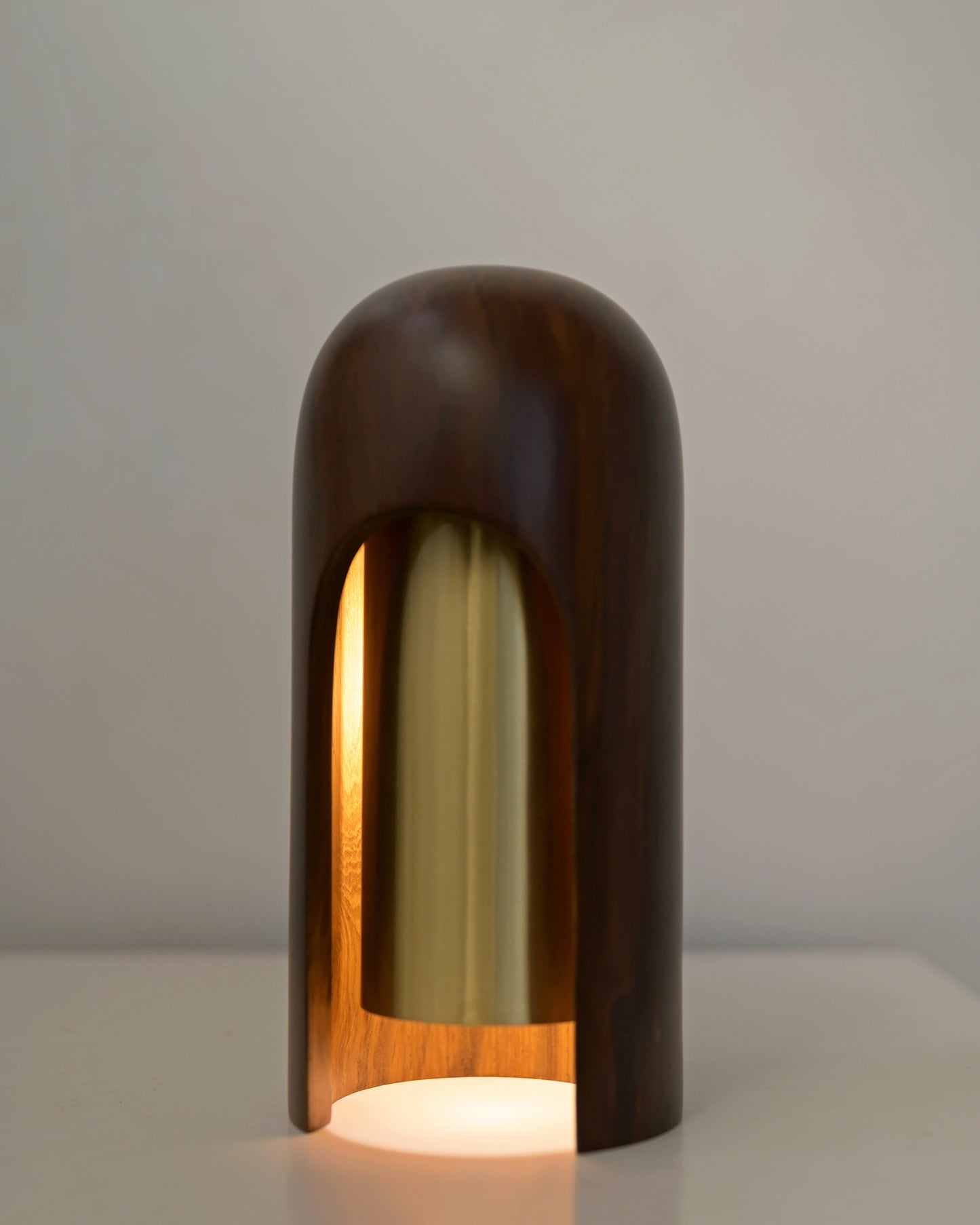 Capsula Table Lamp - Studio Indigene