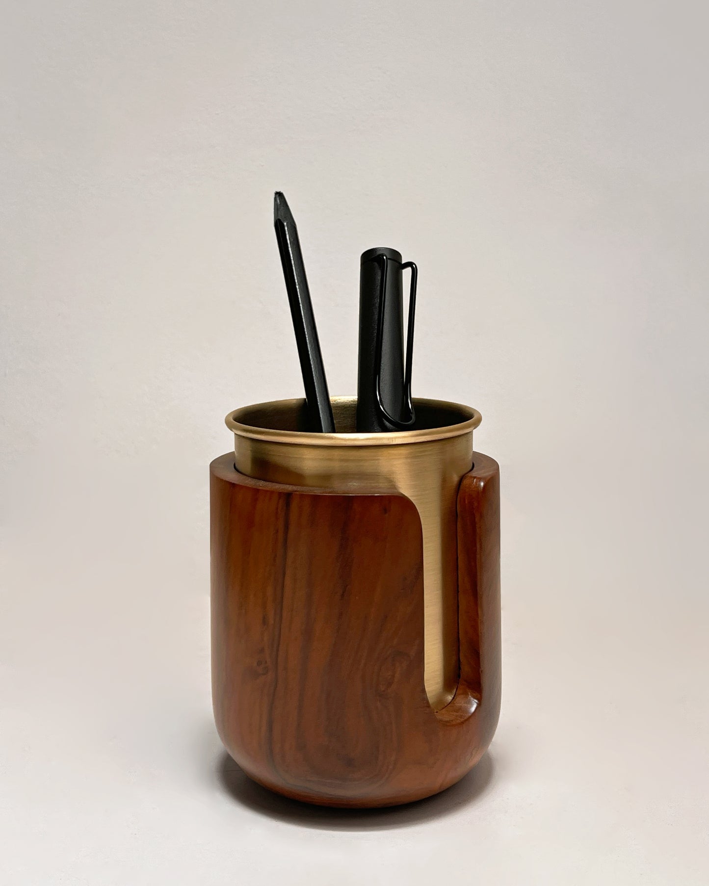 Slit Pen Holder - Studio Indigene