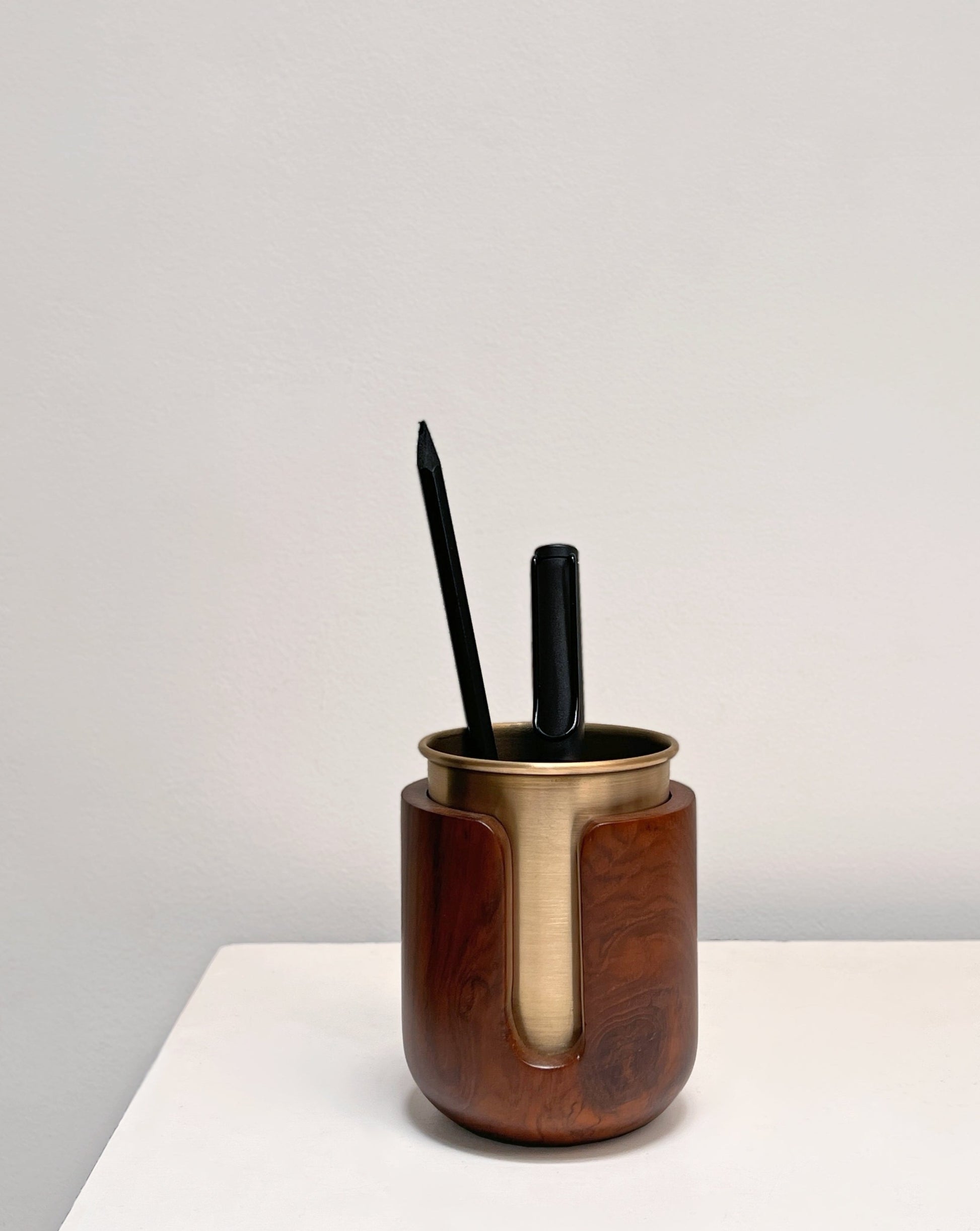 Slit Pen Holder - Studio Indigene