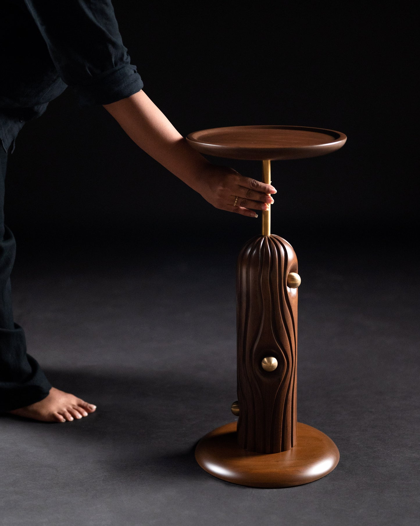 Linea Cocktail Table